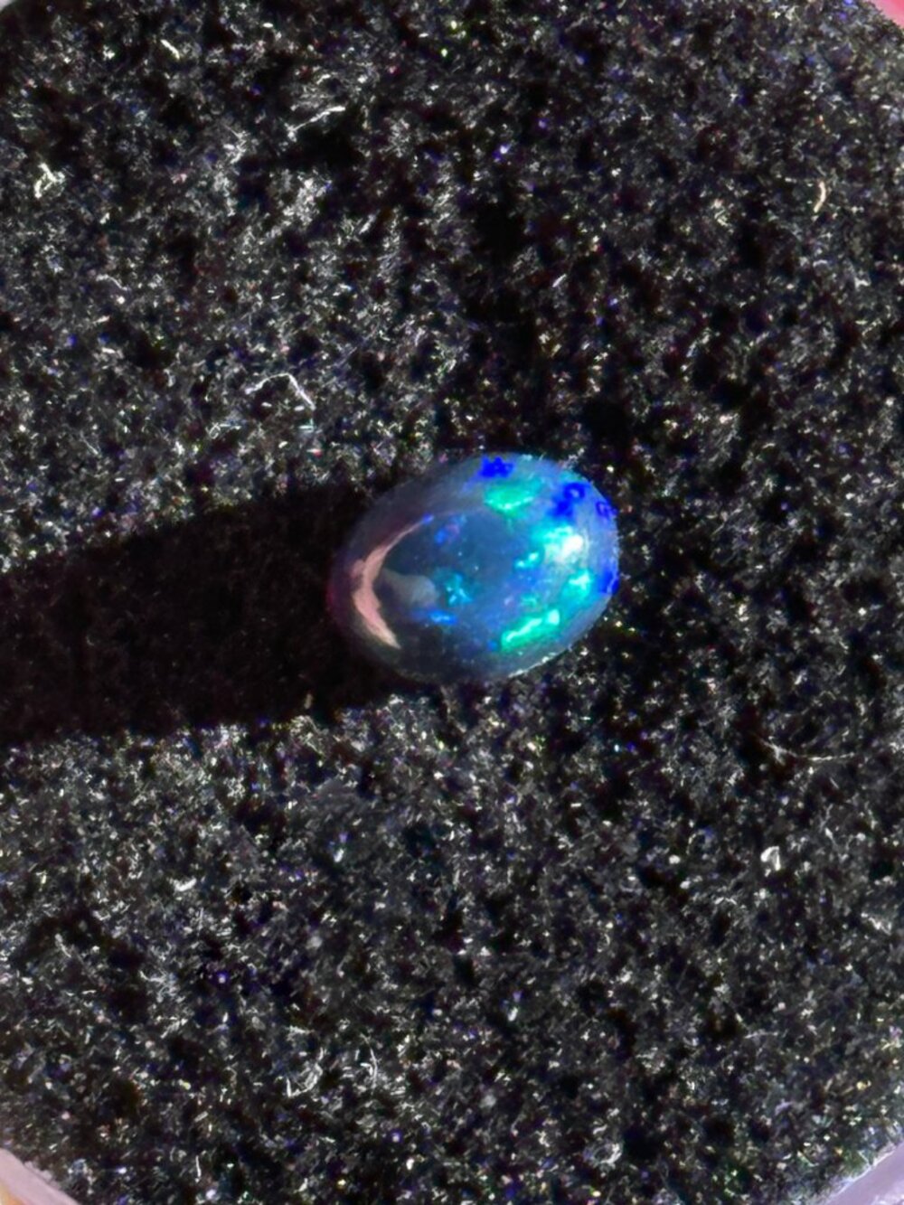 Black Opal *Blue Galaxy*